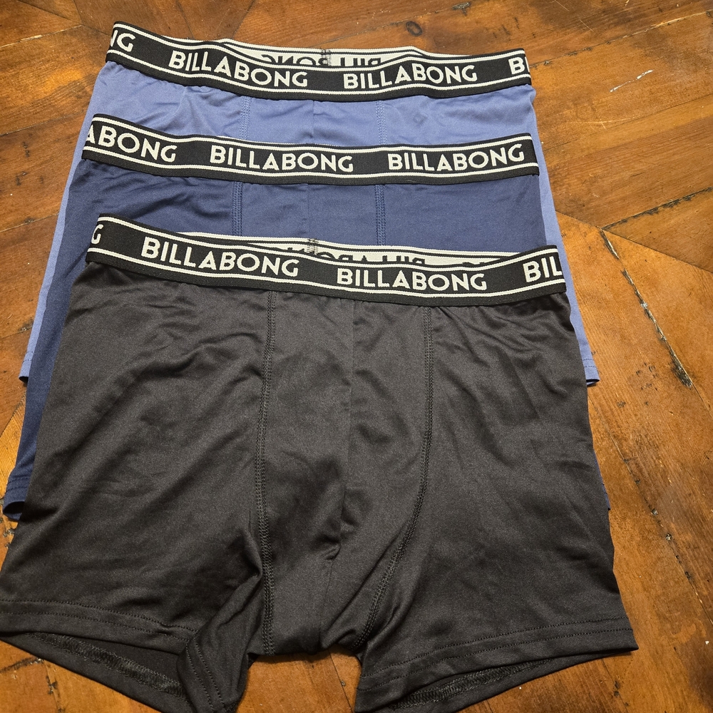 Billabong Men’s Boxer Brief 3-Pack in Black and Blue Shades